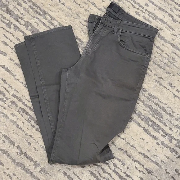 J Brand Jeans Men's Kane Straight-Fit Pant with 34" Inseam Herb - Picture 5 of 8